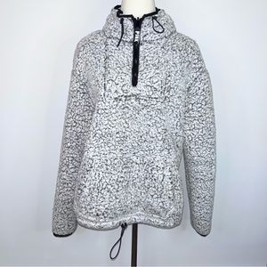 PINK VICTORIA’S SECRET White Black Fuzzy Sherpa Half Zip Pullover Medium
